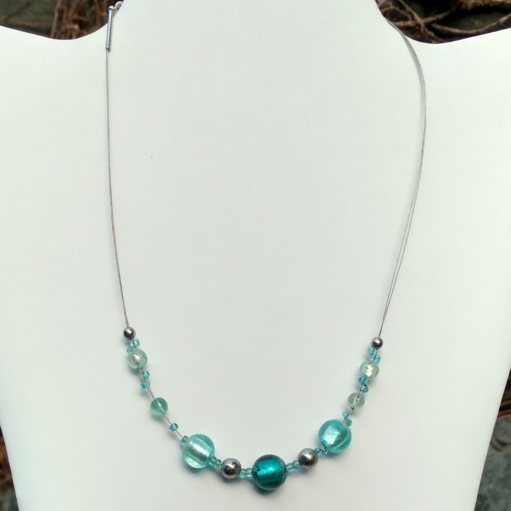Lia Sophia glass beaded necklace
